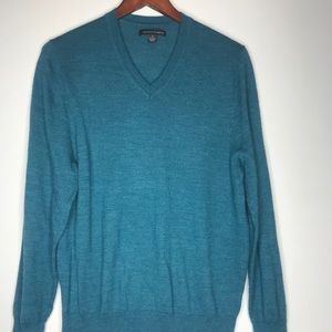 Kenneth Roberts V-neck line sweater size M teal